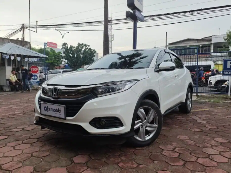 Honda HRV  1.5 S Bensin-MT 2020 Putih