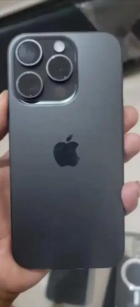 Jual iPhone 16 Pro 128GB – Black Titanium