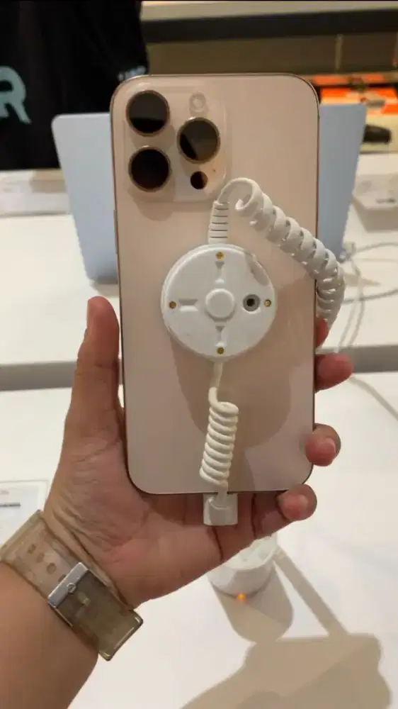 Promo cicilan untuk iphone 16 promax