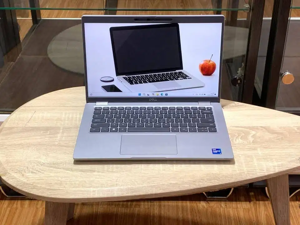 Dell Latitude 5420 Corei5 Gen11 Vga Intel Irish Xe Graphic RAM 16GB