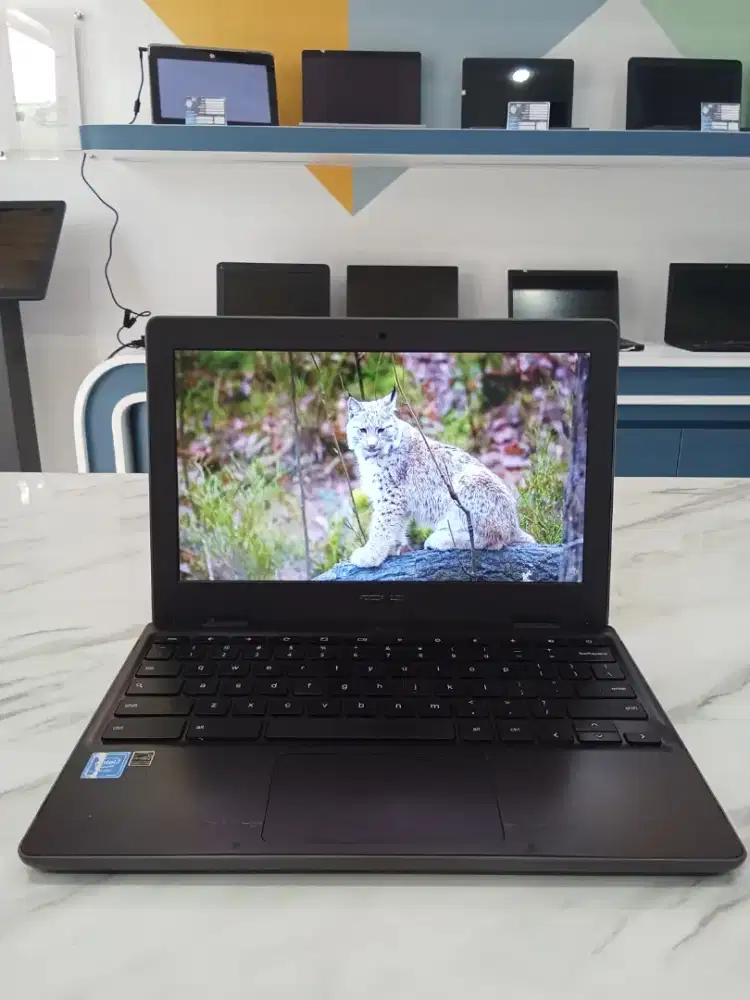 AS03/Laptop Tipis & Cepat/ASUS Intel 4/SSD/Siap Pakai/Bonus Garansi