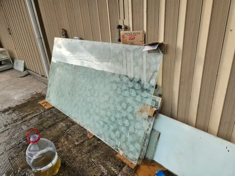 Tempered glass kaca kamar mandi 2 meter x 1,5m 1mm