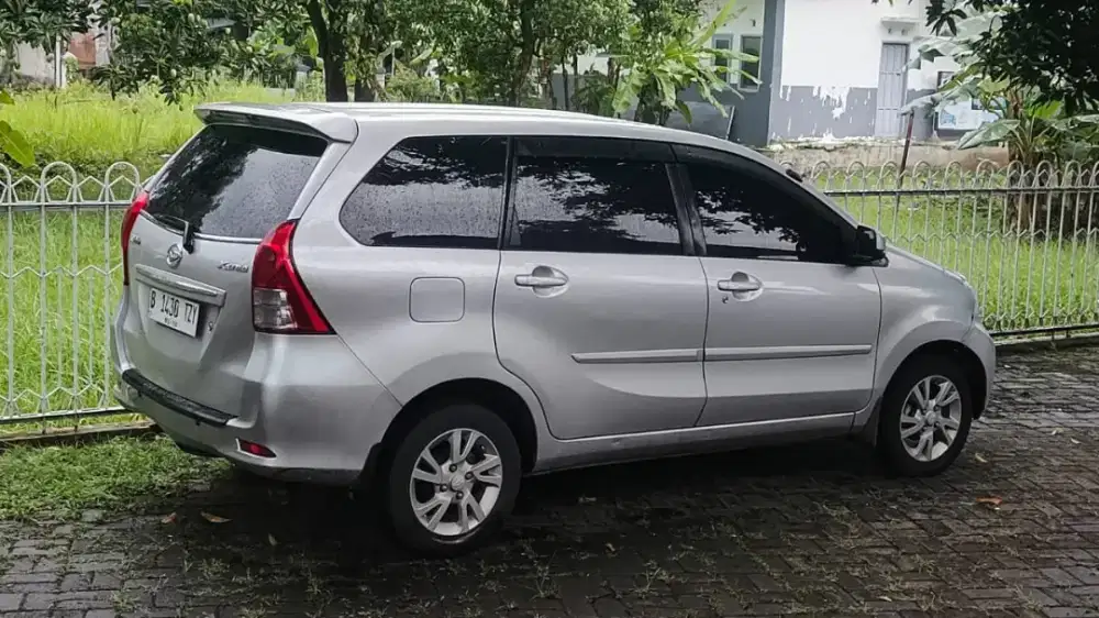 Jual xenia 2013