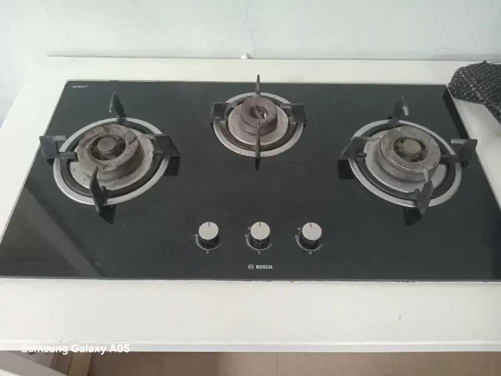 Kompor Bosch 3 tungku