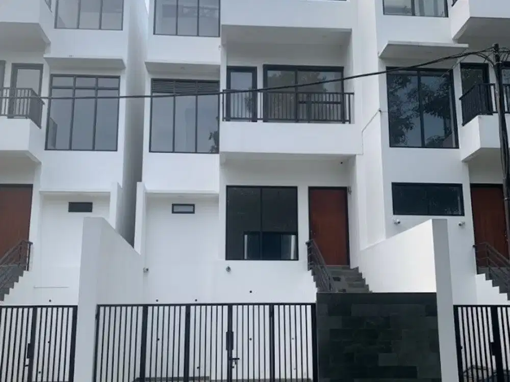 BANYAK BONUSNYA! Rumah Baru SHM 2,5 lantai di Cigadung Dago Tubagus Ismail