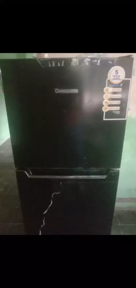 Kulkas 2 pintu merk changhong