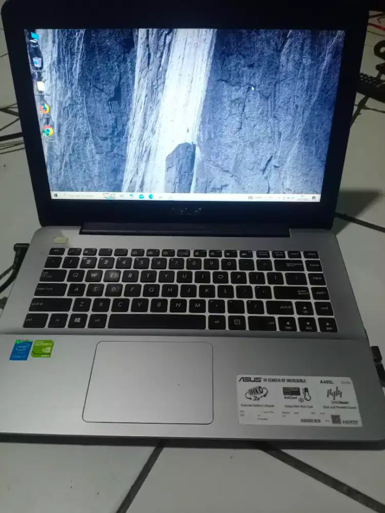 Leptop asu A455L