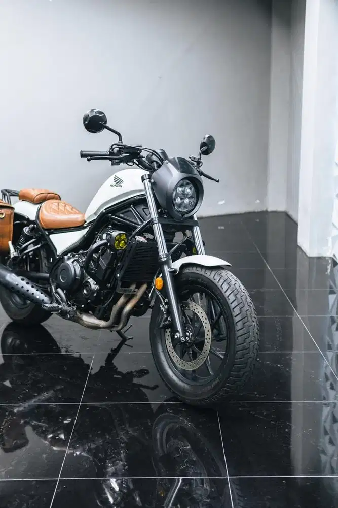 Honda Rebel 500 Abs White Colour