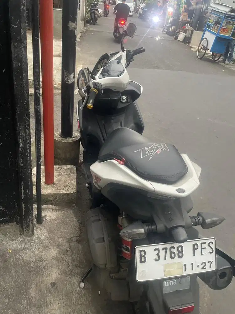 Jual motor yamaha Aerox keyless Harga Nego tipis