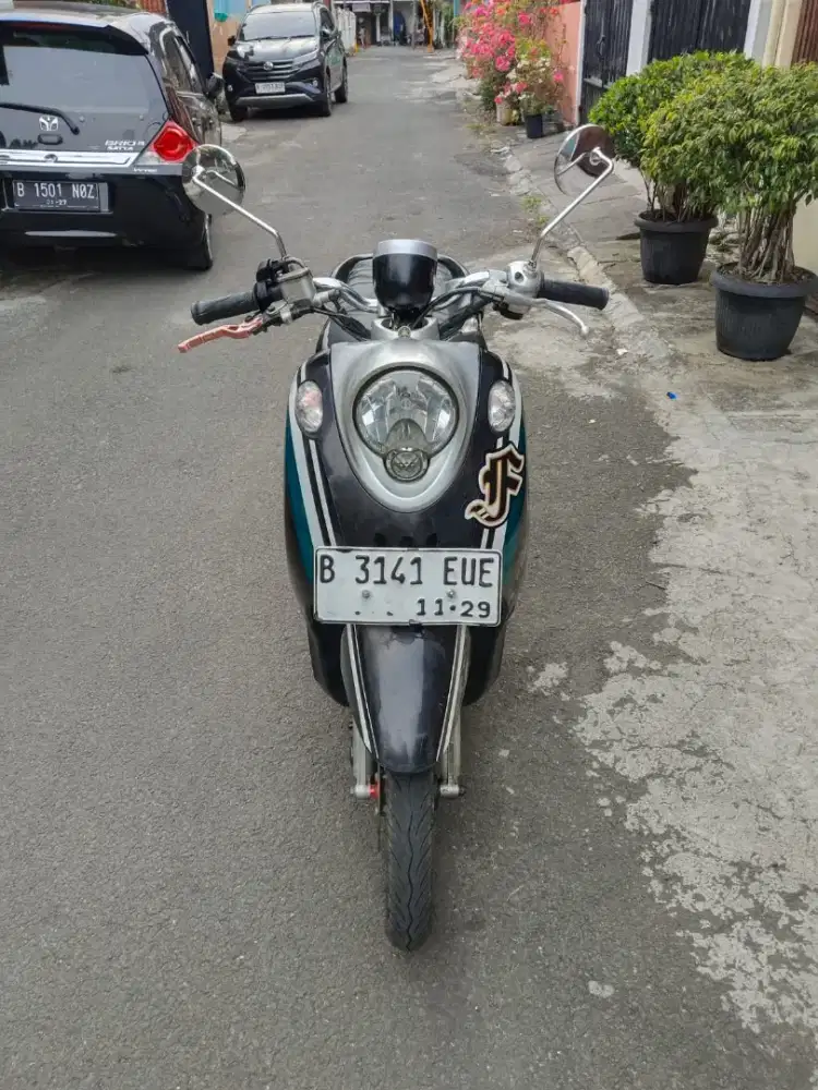 Yamaha Fino tahun 2012 pajak panjang plat 2029 mesin halus siap pakai