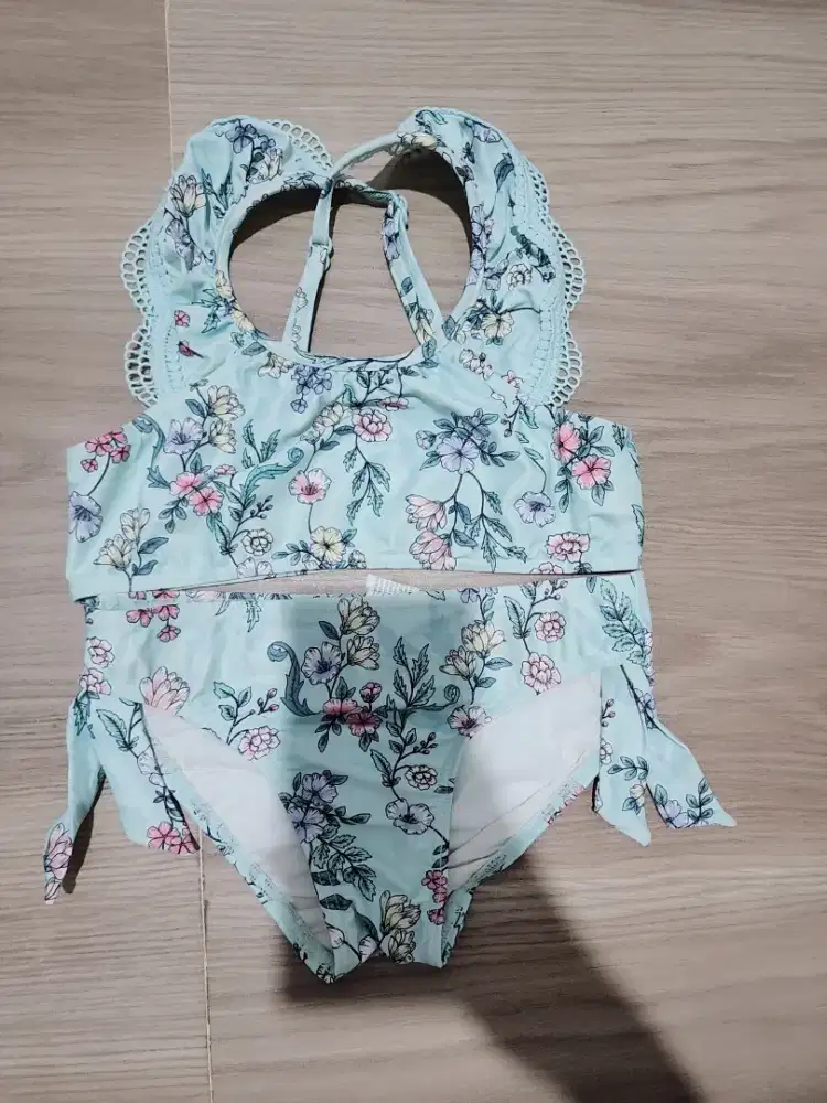 Baju renang anak 7 tahun