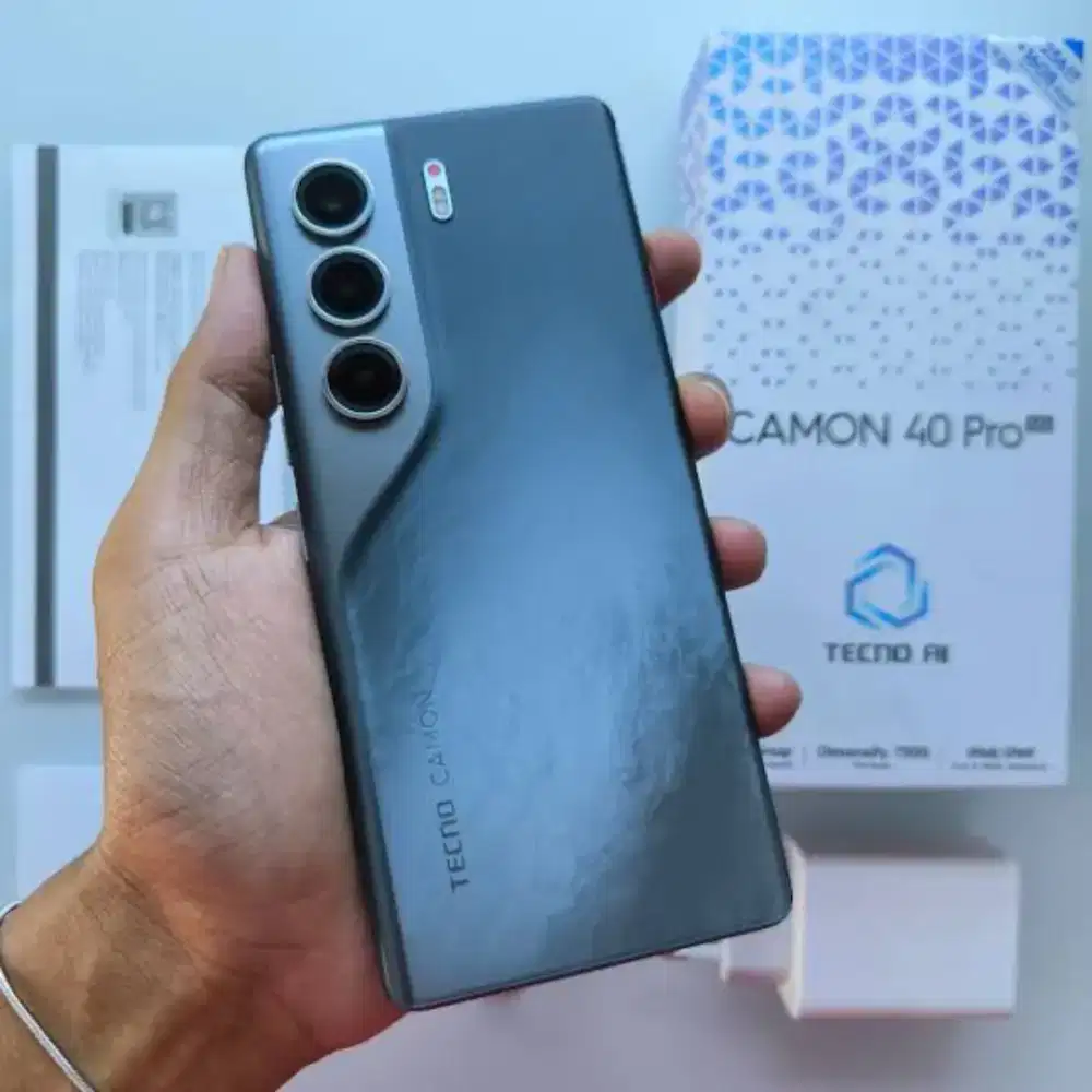 Tecno Camon 40 Pro 5g baca deskripsi