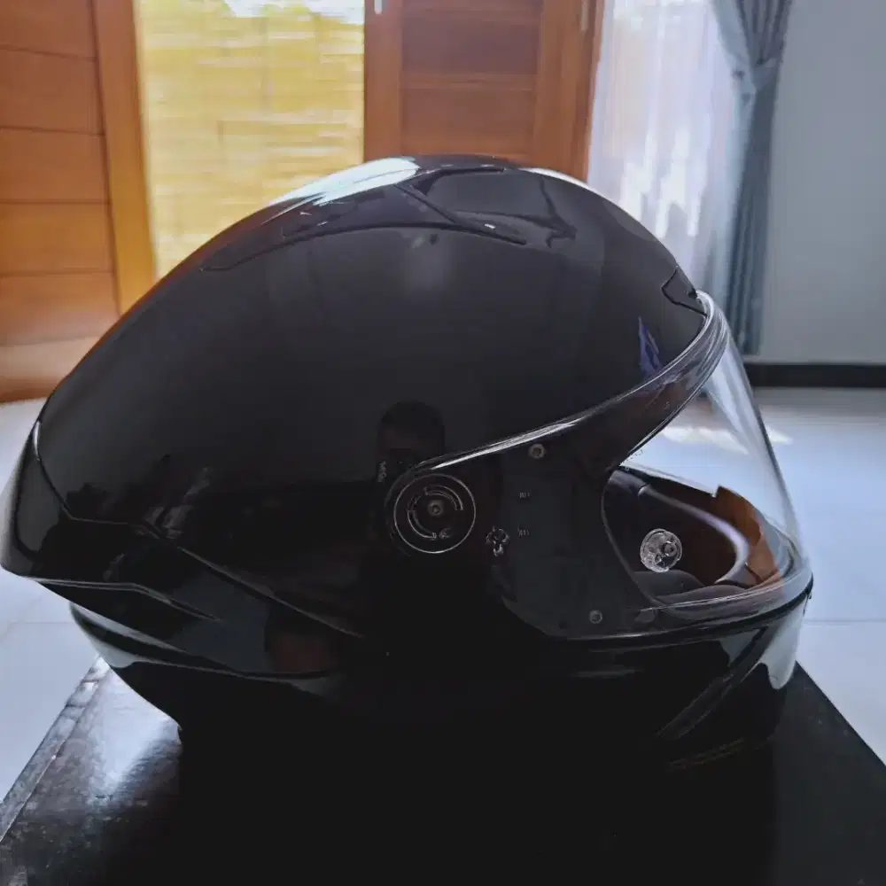 KYT NZ RACE CARBON
