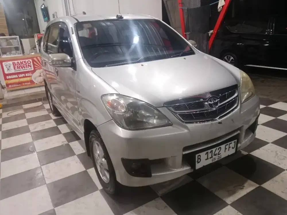 Toyota avanza G mt. th. 2010