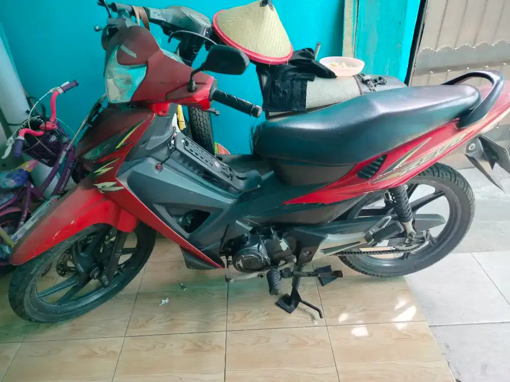 Jual cepat motor revo tahun 2007