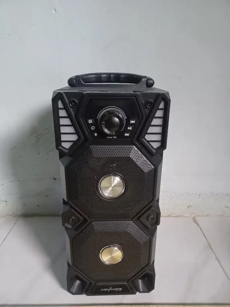 Speaker bluetooth advance