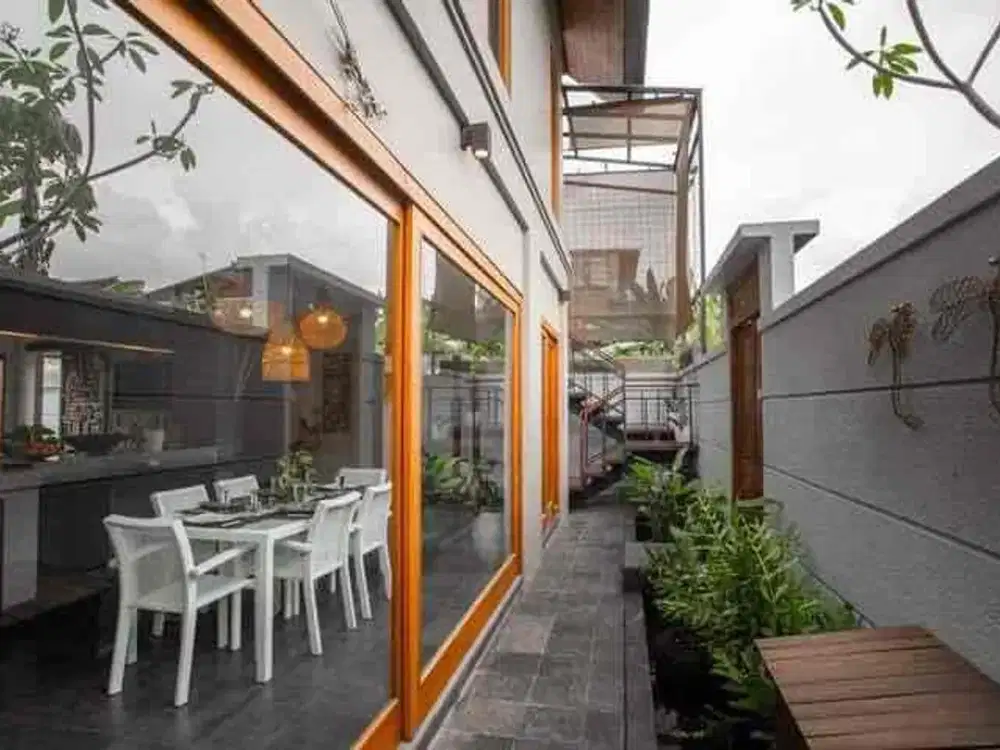 For Sale : Modern Villa Ricefield View In Central Berawa Canggu