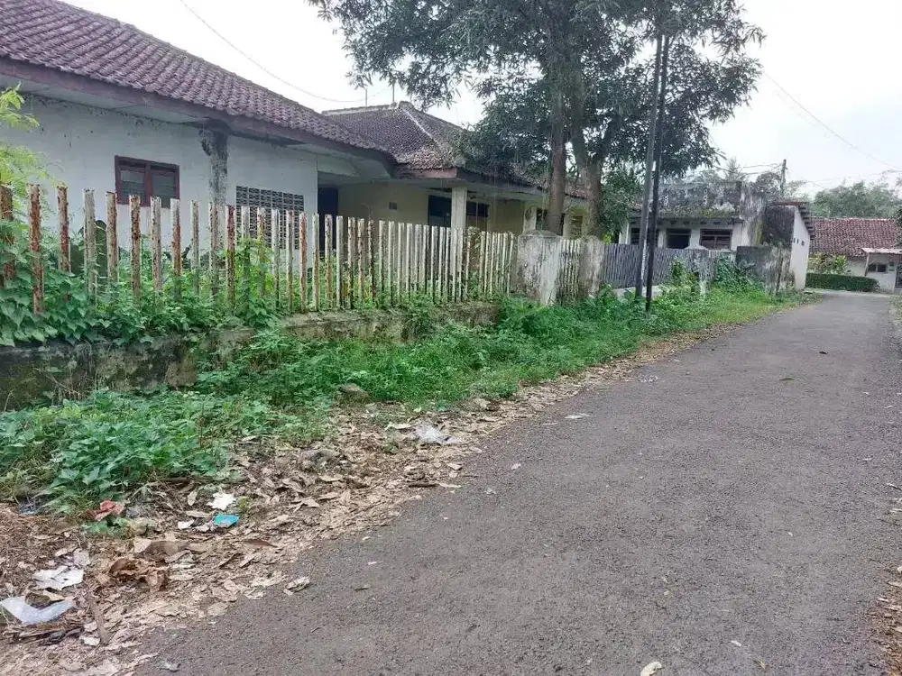 Luas 780 m Dekat Kampus Tengah Kota