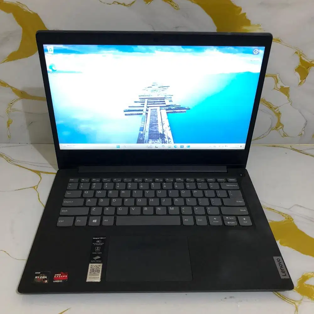 Lenovo ideapad Slim 3 Ryzen 3