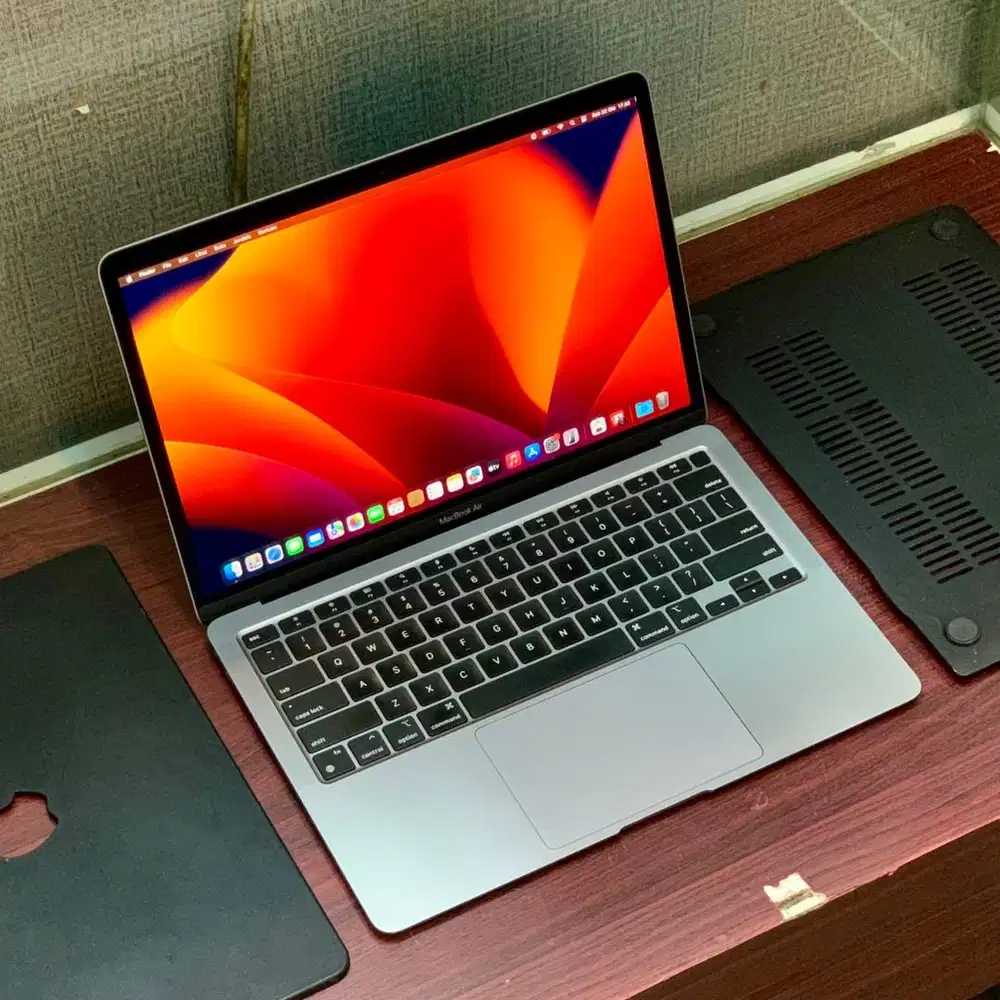 BH 95% MACBOOK AIR M1 8GB/256GB IBOX GARANSI ON 2026
