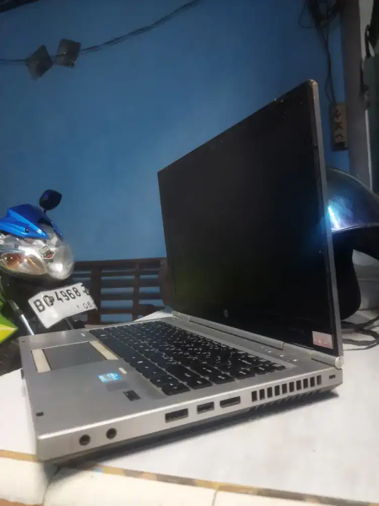 Laptop HP elitebook 8460 P