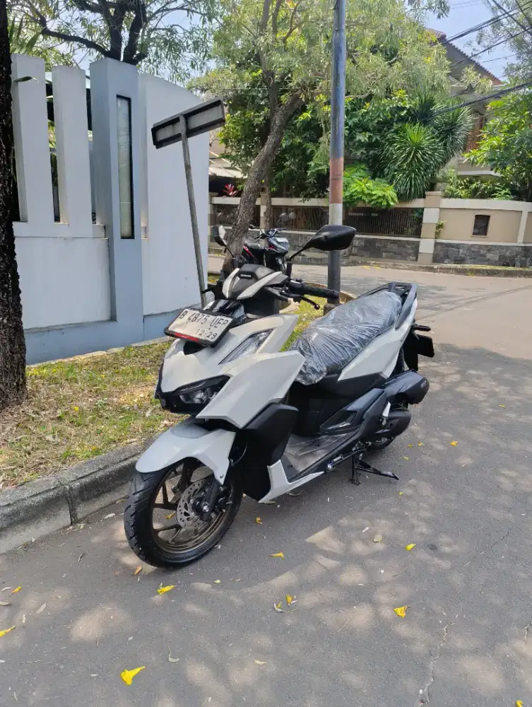 Bissmillah dijual motor Honda Vario 160cc 2024 istimewa.