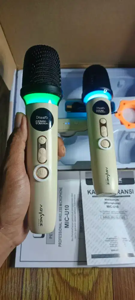 Mic wireless ADVANCE U10 duet ( BARU ) RGB Baterai charger