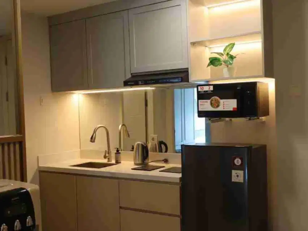 C4.  Disewakan apartemen Anderson 2 BR furnish habis renov furnish bagus
