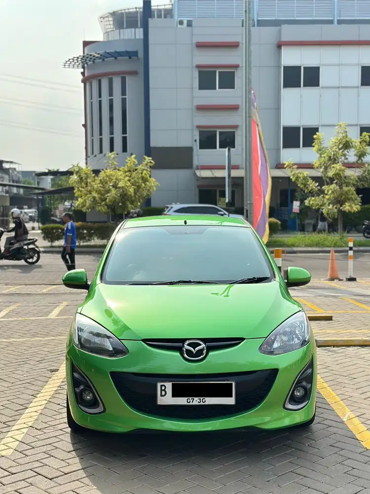 HARGA CASH Mazda 2 R 1.5 Automatic 2010