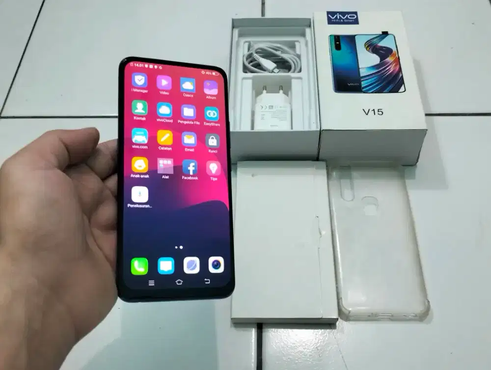 BUTUH UANG VIVO V15 RAM 8GB / 256GB 4G LTE 6.53in Finger Kamera Pop Up