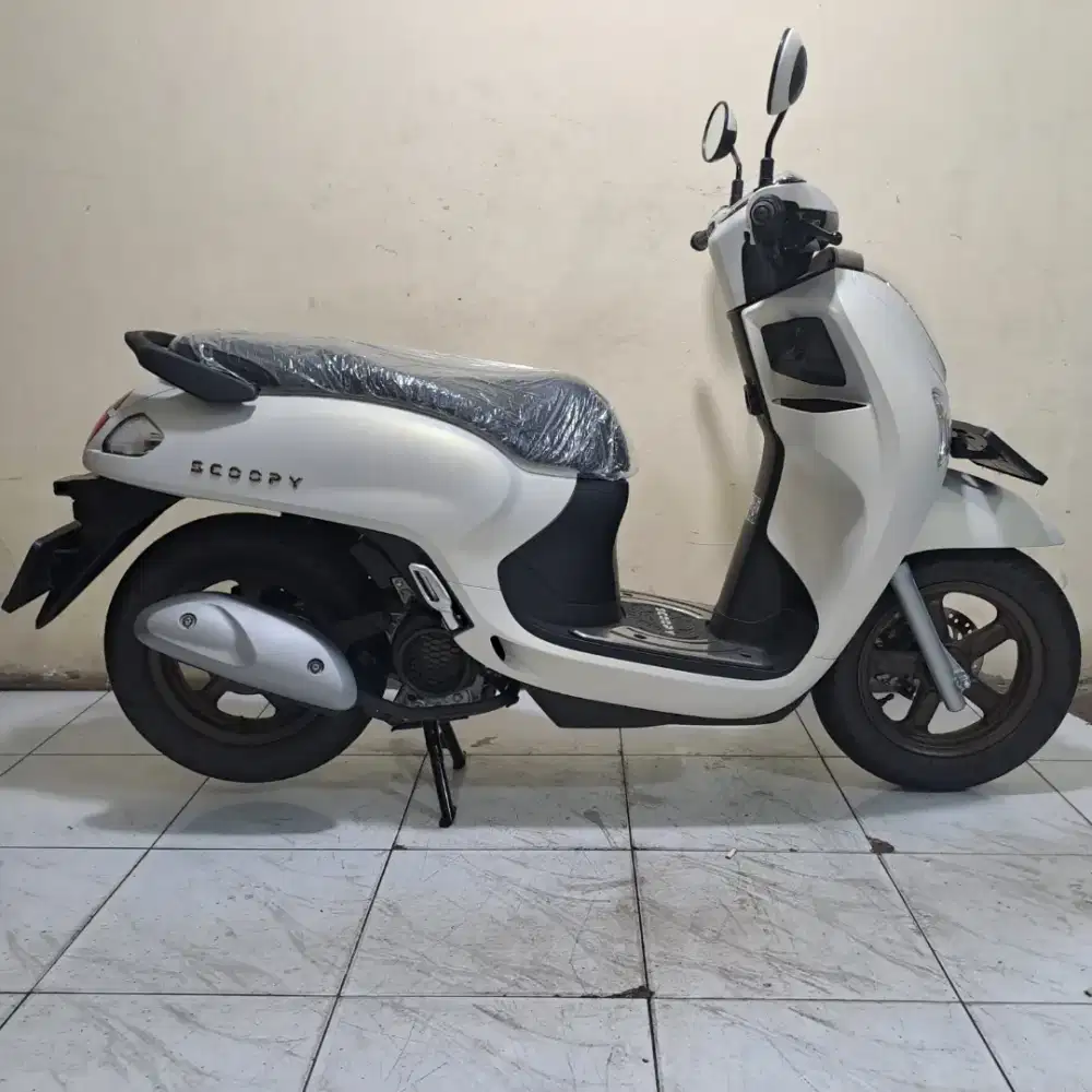Honda scoppy prestige new 2025 KM 1200 like new