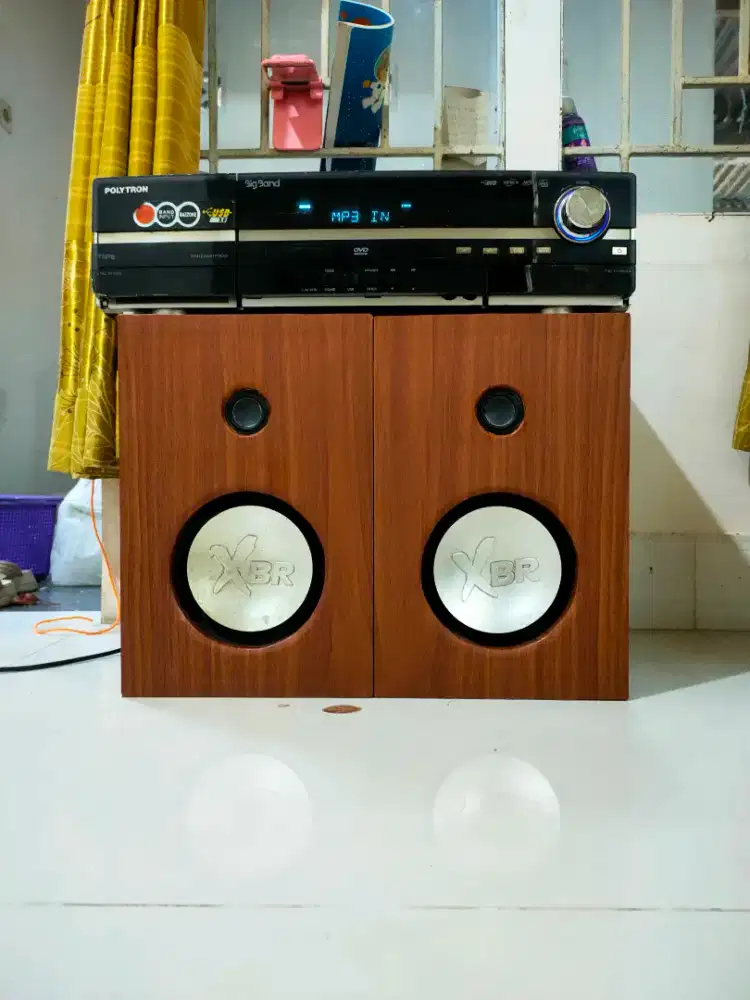 Amplifier dan Speaker Polytron  Langka