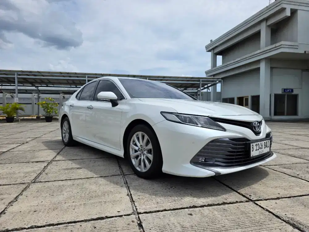 Km 48rb asli Toyota Camry V 2019