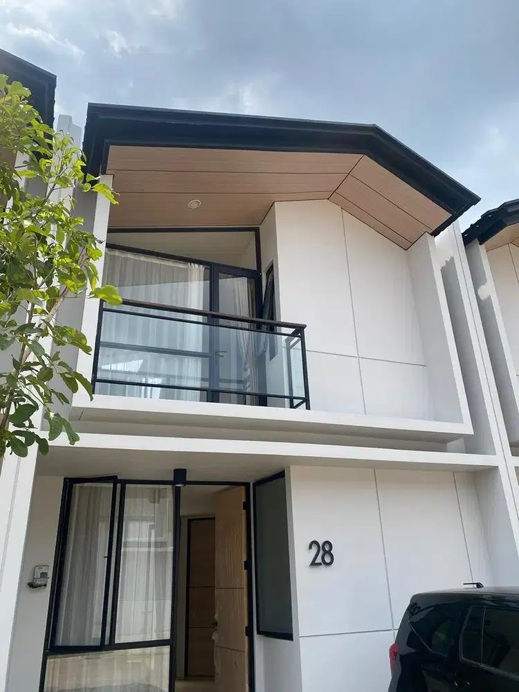 Disewakan / Dikontrakkan Rumah baru Cluster Cendana Icon Estate