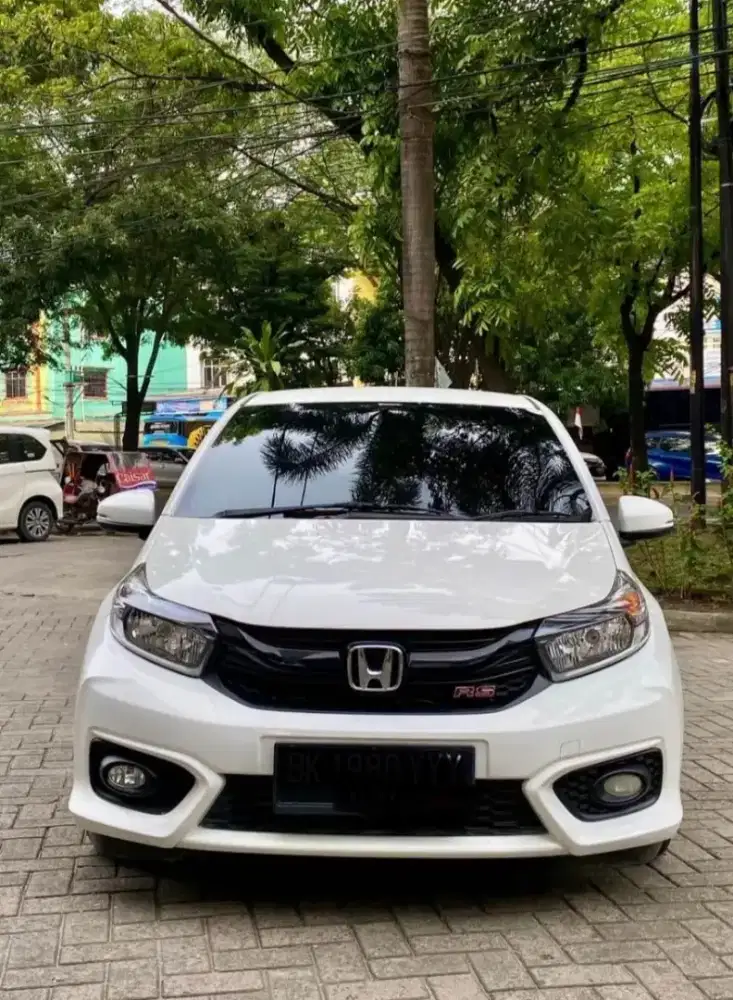 Dijual cepat new brio rs metic