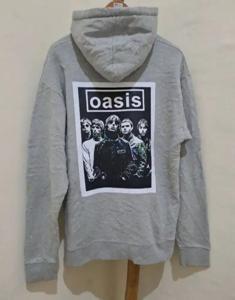 Sweater  Kupluk OASIS,mulus kayak baru size 2XL