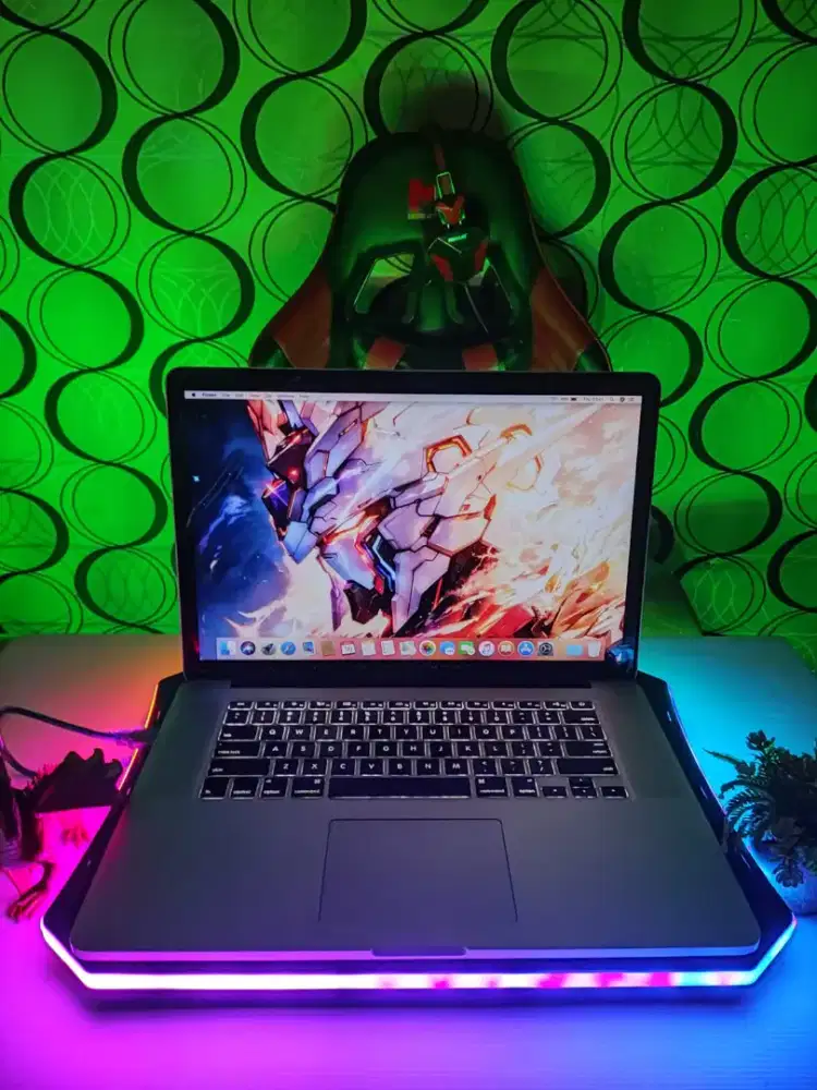 Macbook Pro A1398 i7 RAM 8GB SSD