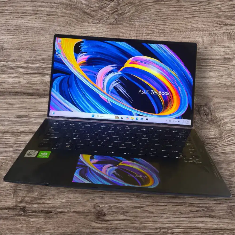 ASUS ZENBOOK  UX434FLC Ram 16GB + SSD 512Gb+DUAL VGA NVIDIA SCREENPAD
