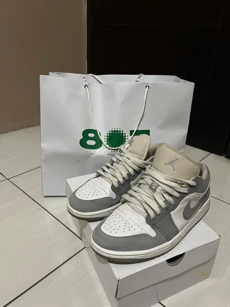 Sepatu Air Jordan - Air Jordan 1 Low Wolf Grey Original