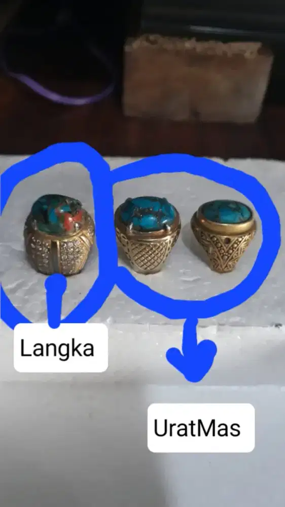 Batu Virus Persia