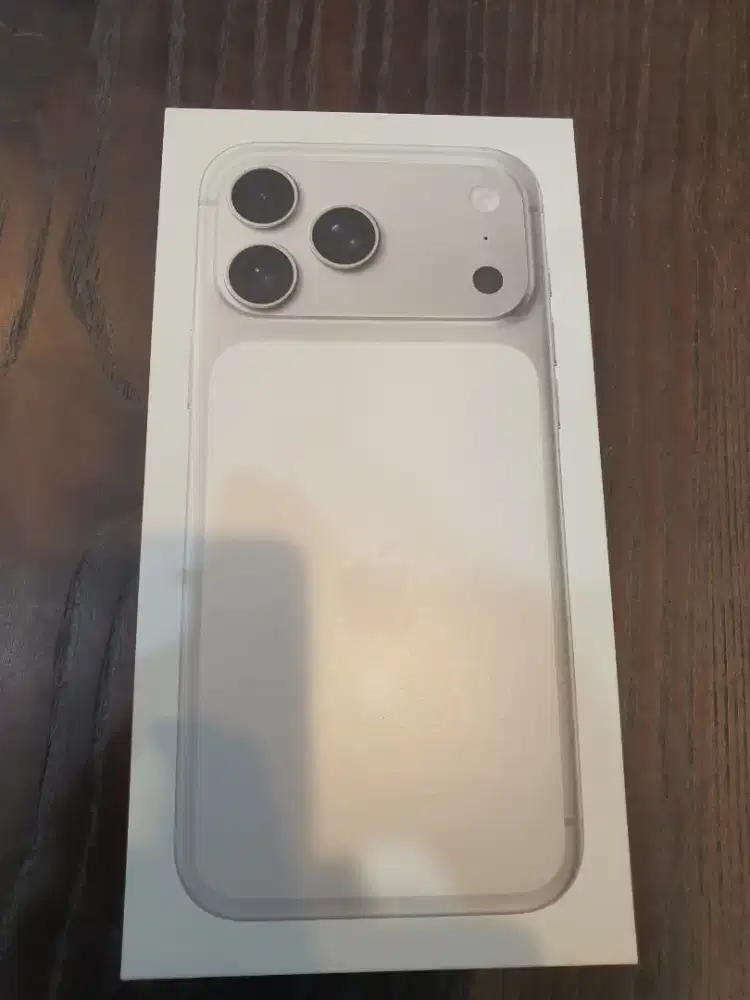 Iphone 17 promax 512gb silver garansi ibox 1 tahun