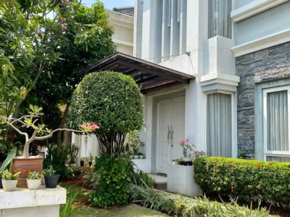 Dijual rumah mewah siap huni di kota wisata