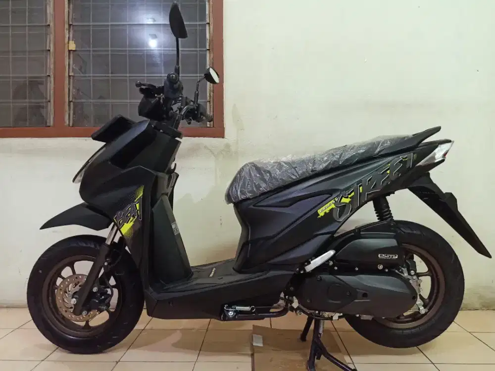 Honda BEAT STREET ALARM TERBARU 2025 BL 8 ( KM 800 / LIKE NEW)