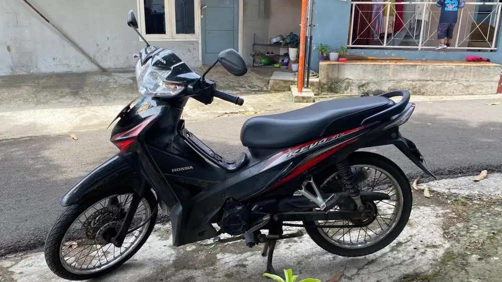 HONDA REVO 2012 KONDISI BAIK