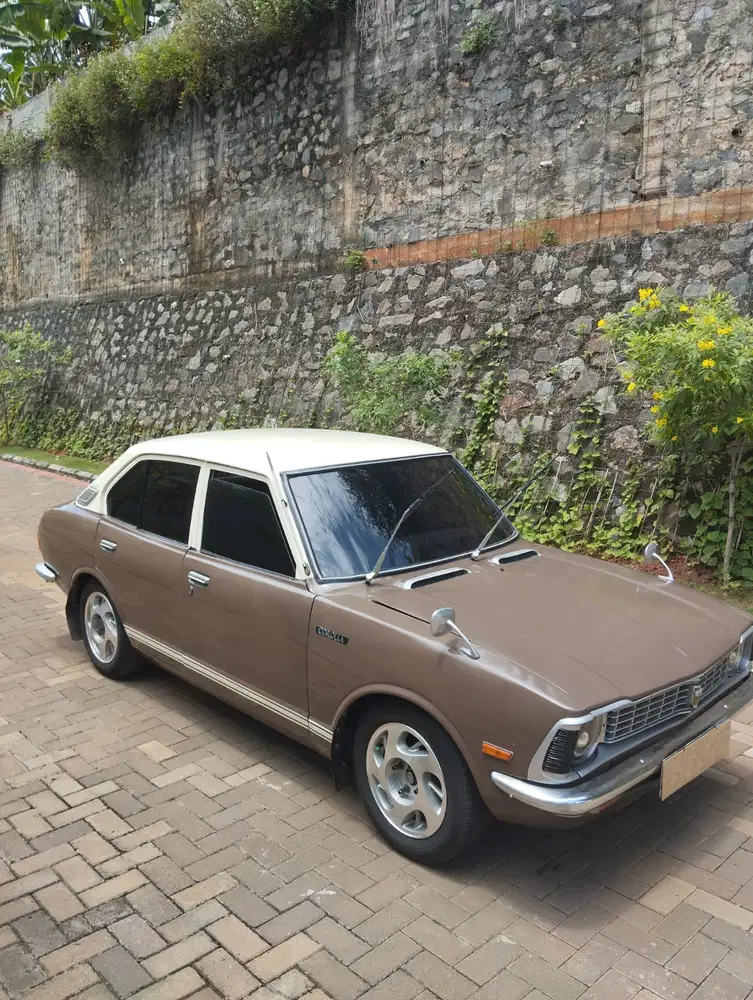 Toyota Corolla 1973 Bensin