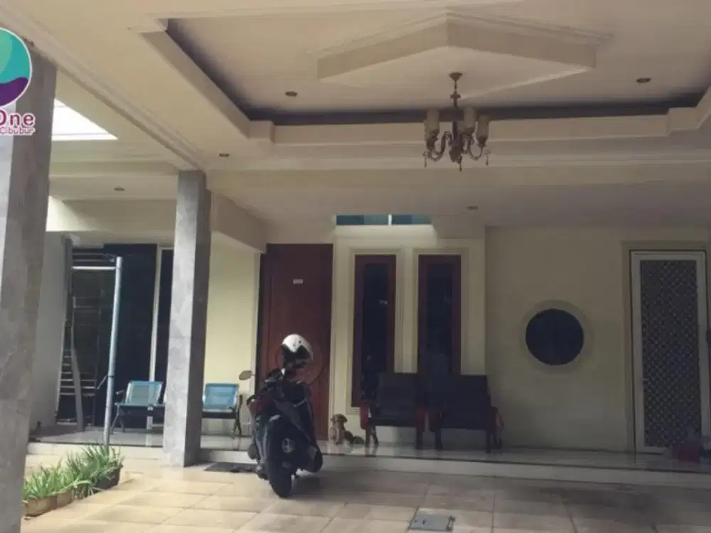 Rumah 2 lantai strategis siap huni di citra grand