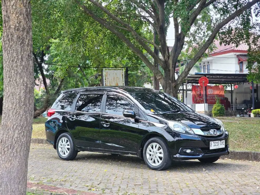 HONDA MOBILIO E CVT 2014