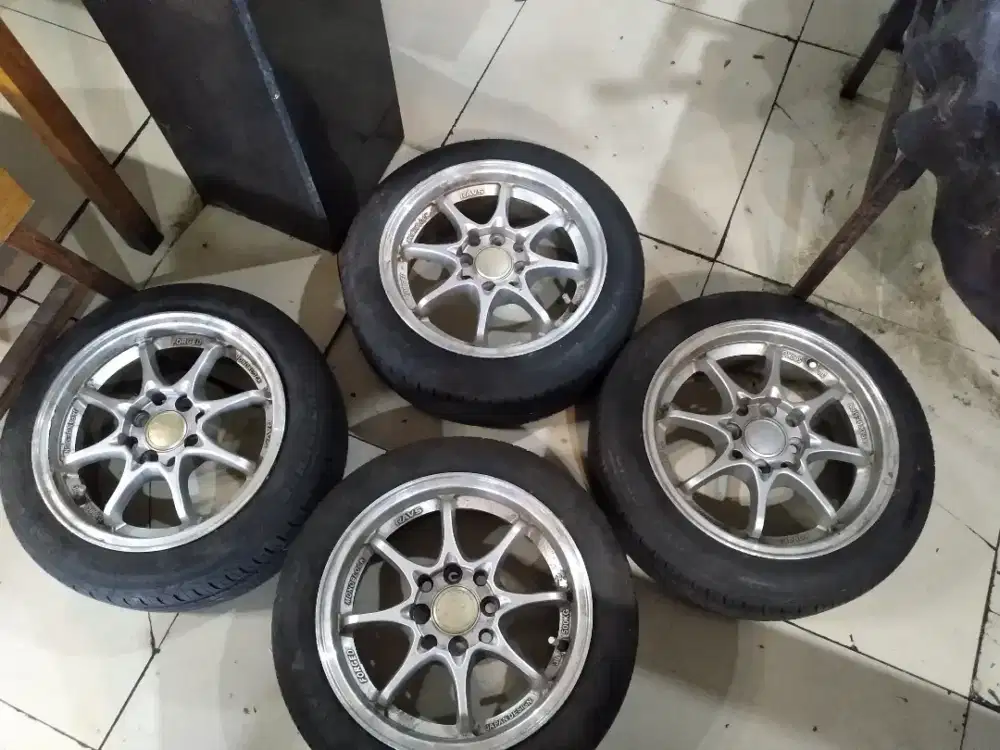 Velg Ravs monoblock R14 x 6 plus ban delium 80 % 165/R14/55