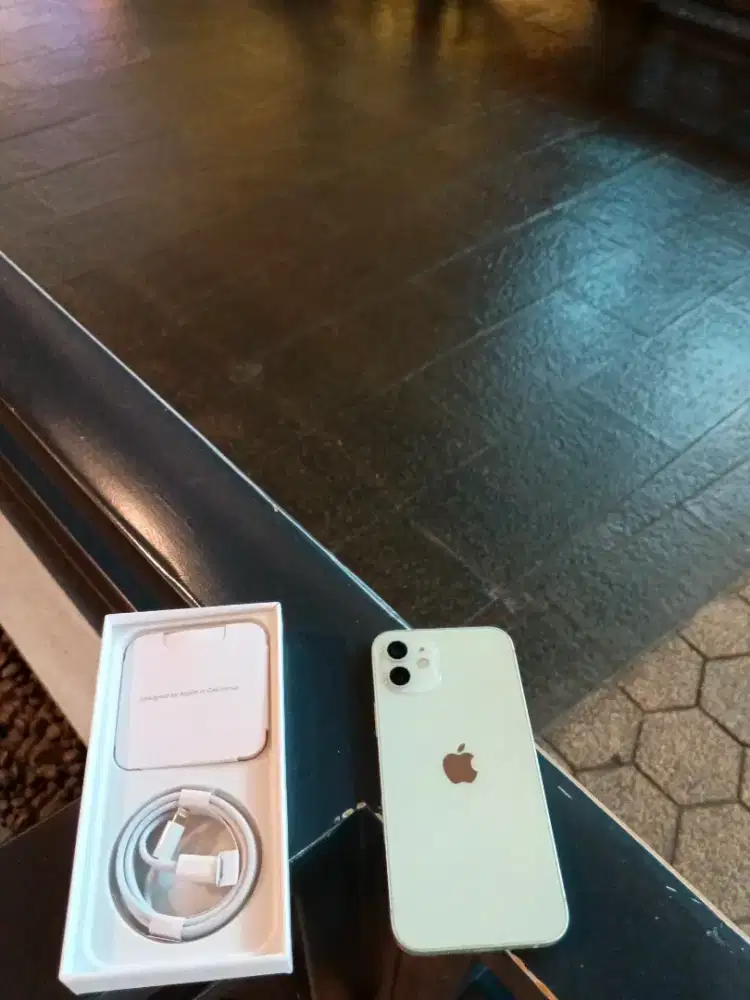 Iphone 12 128gb lurbisa warna hiju