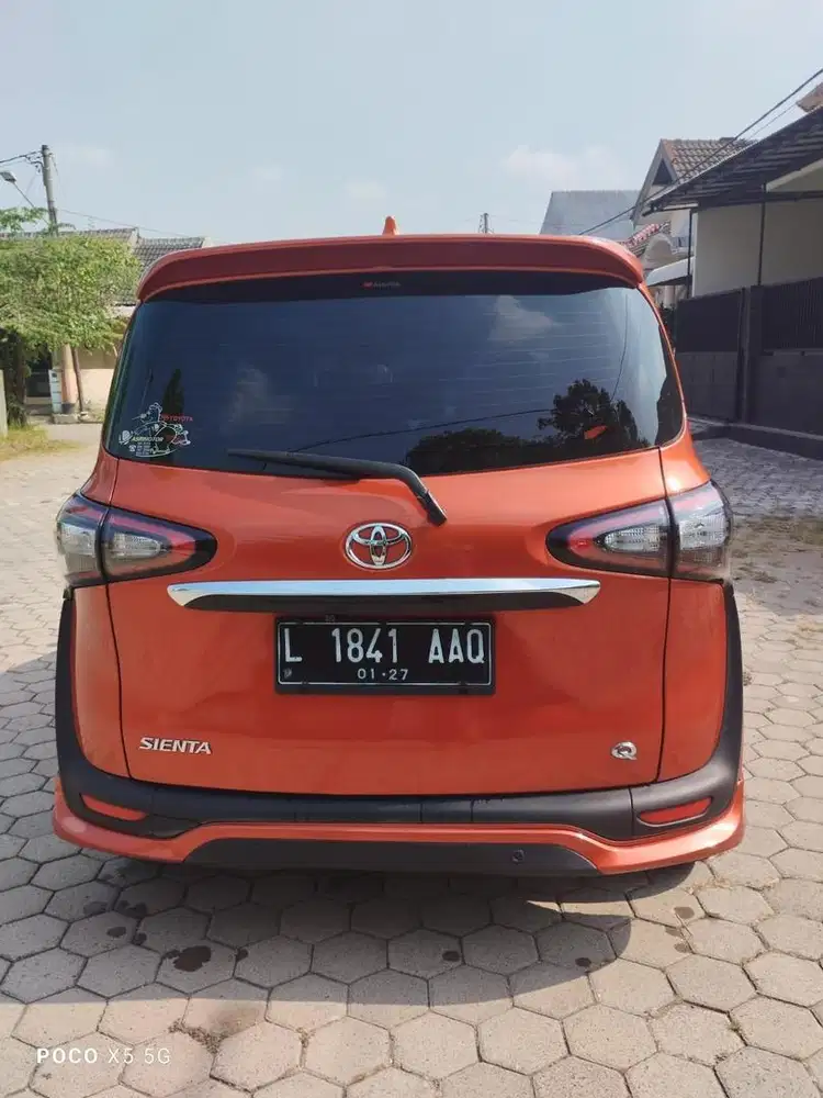 Toyota SIENTA Q